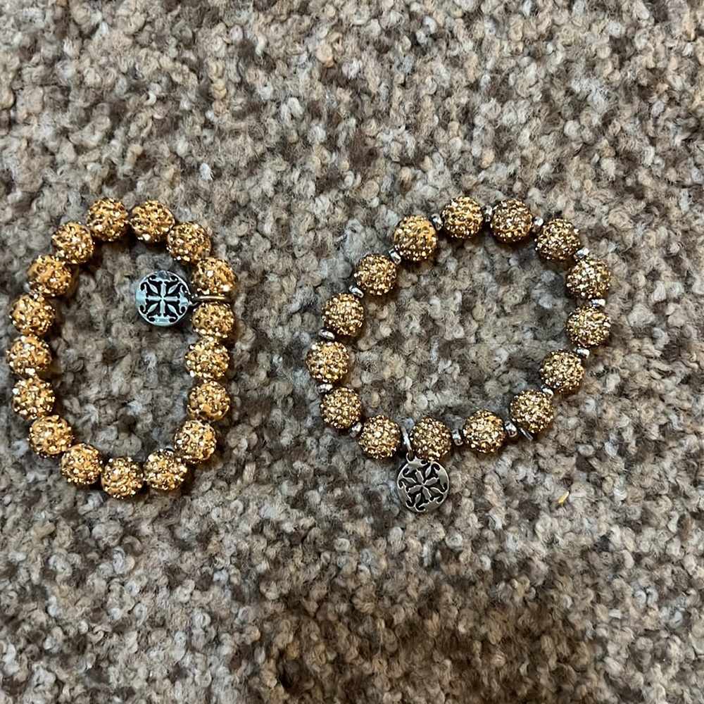 Rustic Cuff gold bracelets EUC Buy 1 or buy them all - Picture 4 of 7